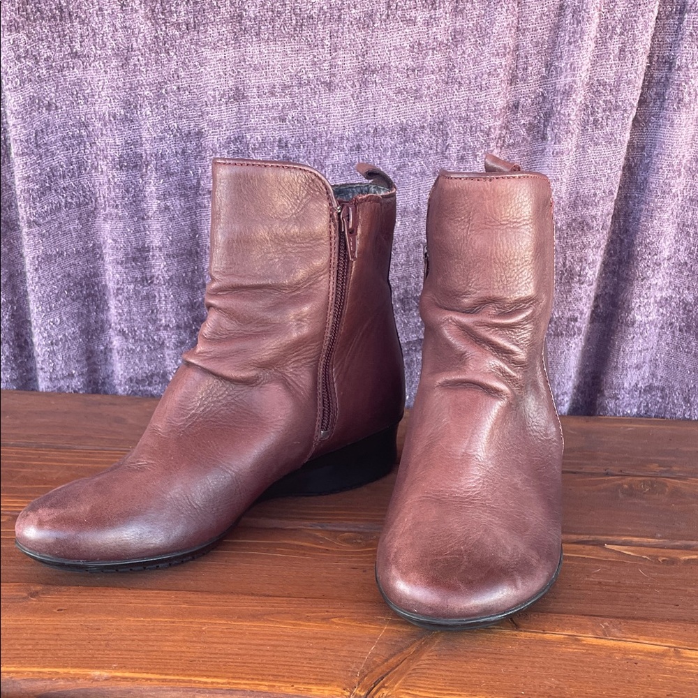Taos Footwear Rich Brown Leather Ankle Booties